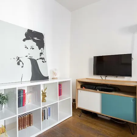 Latin Quarter Private Studio - 30 Nuits Min Апартаменты